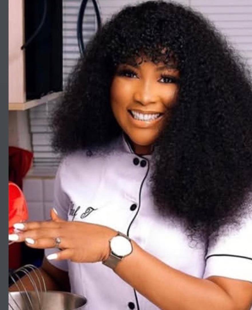 Its getting crazy. Can we stop? - Nigerian chef calls out her female colleagues for dressing n@ked while serving as private chefs